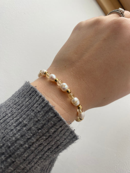 Bracelet doré Citrine et perles d'eau douce