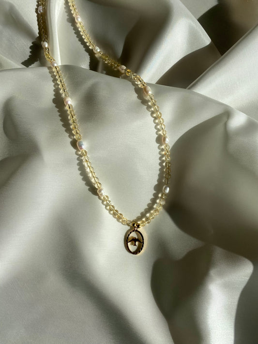 Collier long HIRONDELLE en pierres de citrines et perles de culture